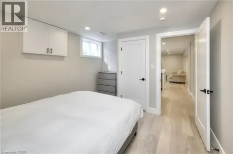 156 Traynor Avenue Kitchener ON N2C 1W5