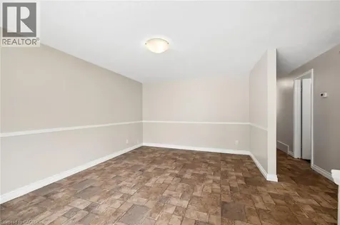 156 Traynor Avenue Kitchener ON N2C 1W5