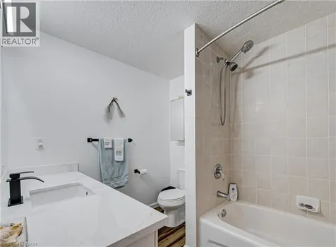 533 Activa Avenue Kitchener ON N2E 4C2