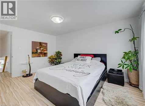 533 Activa Avenue Kitchener ON N2E 4C2