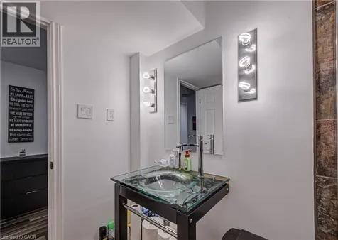 533 Activa Avenue Kitchener ON N2E 4C2