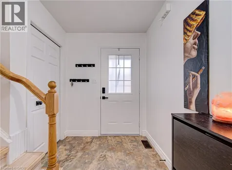 533 Activa Avenue Kitchener ON N2E 4C2