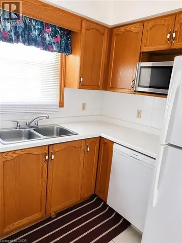 136 King Street East Stoney Creek ON L8G 1L5