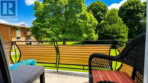 428 Barrie Place Waterloo ON N2L 3Z7