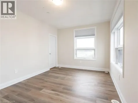 1585 Rose Way Milton ON L9E 1N4