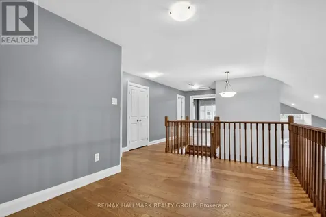 341 Serenade Crescent Ottawa ON K1X 0B9