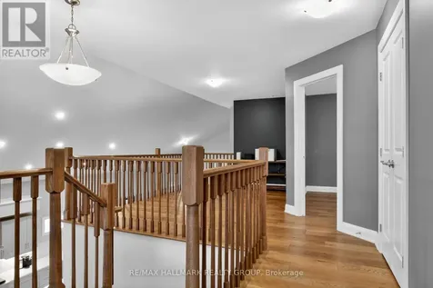 341 Serenade Crescent Ottawa ON K1X 0B9