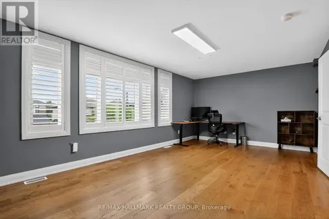 341 Serenade Crescent Ottawa ON K1X 0B9