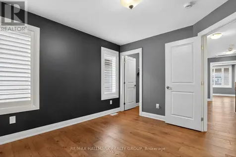 341 Serenade Crescent Ottawa ON K1X 0B9