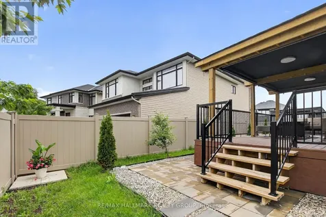 341 Serenade Crescent Ottawa ON K1X 0B9