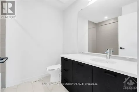254 Shuttleworth Drive Ottawa ON K1T 0T4