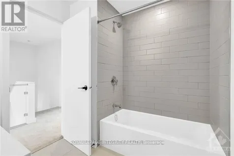 254 Shuttleworth Drive Ottawa ON K1T 0T4