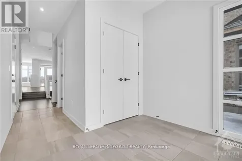 254 Shuttleworth Drive Ottawa ON K1T 0T4