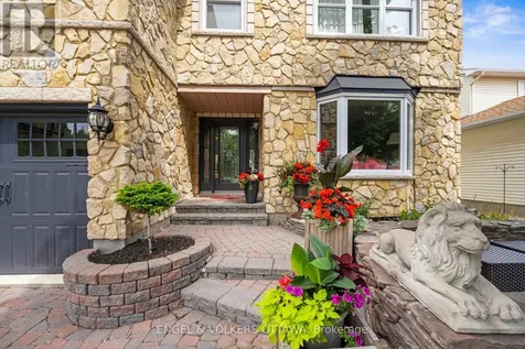 563 Merkley Drive Ottawa ON K4A 1V9