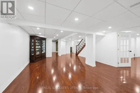 563 Merkley Drive Ottawa ON K4A 1V9