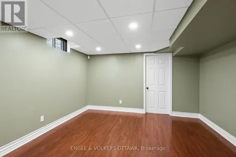 563 Merkley Drive Ottawa ON K4A 1V9