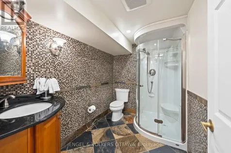 563 Merkley Drive Ottawa ON K4A 1V9