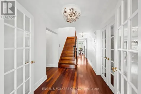 563 Merkley Drive Ottawa ON K4A 1V9