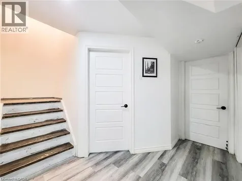 3 Cooke Avenue Brantford ON N3T 0S2