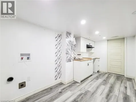 3 Cooke Avenue Brantford ON N3T 0S2
