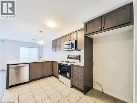 3 Cooke Avenue Brantford ON N3T 0S2