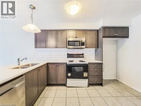 3 Cooke Avenue Brantford ON N3T 0S2