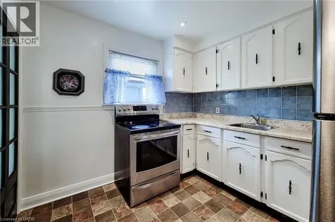 73 West 1st Street Hamilton ON L9C 3C2