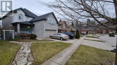 172 Lena Crescent Cambridge ON N1R 8P6
