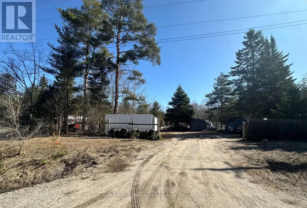 7183 Hwy 93 Highway Tay ON L0K 2E0