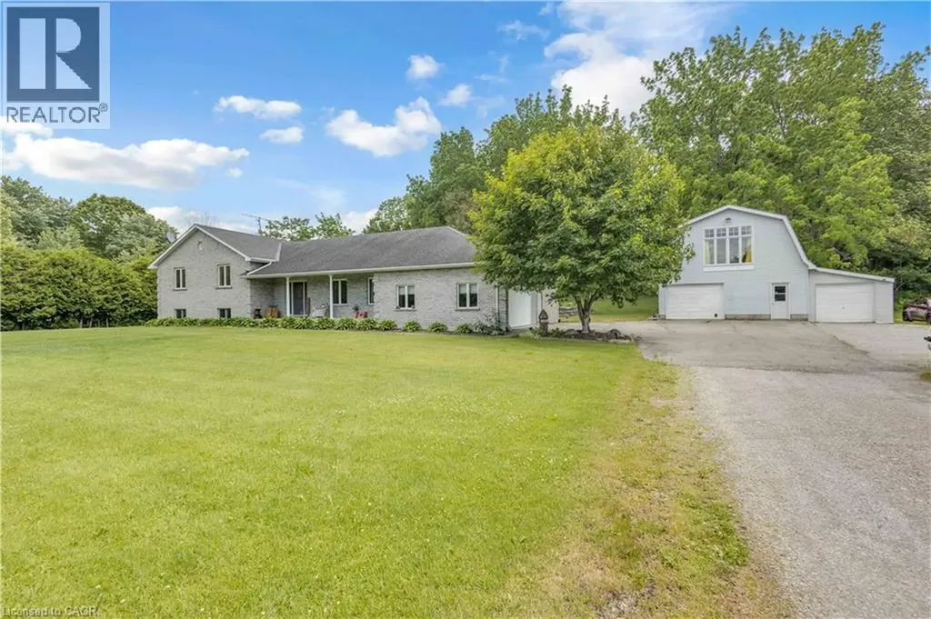 1306 St Johns Road West Simcoe ON N3Y 4K1