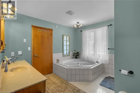 1306 St Johns Road West Simcoe ON N3Y 4K1