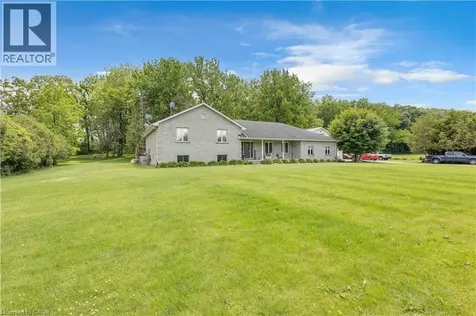 1306 St Johns Road West Simcoe ON N3Y 4K1