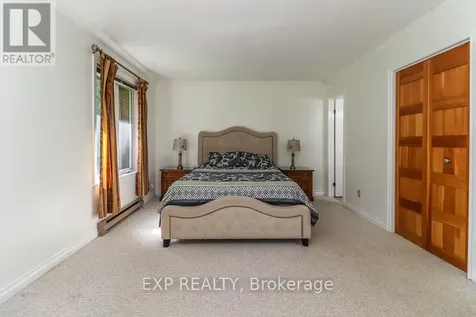 9 Trafalgar Road Collingwood ON L9Y 5G4