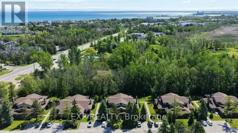 9 Trafalgar Road Collingwood ON L9Y 5G4
