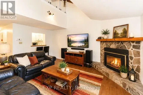 9 Trafalgar Road Collingwood ON L9Y 5G4