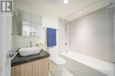 3151 Bridletowne Circle Toronto (l'amoreaux) ON M1W 2T1