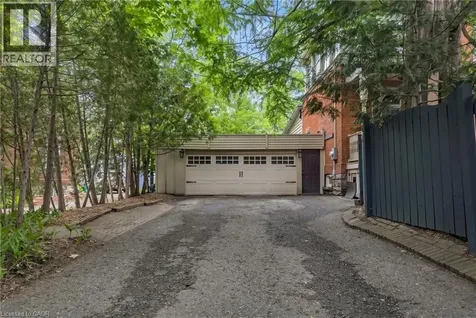 105 Vansittart Avenue Woodstock ON N4S 6E5