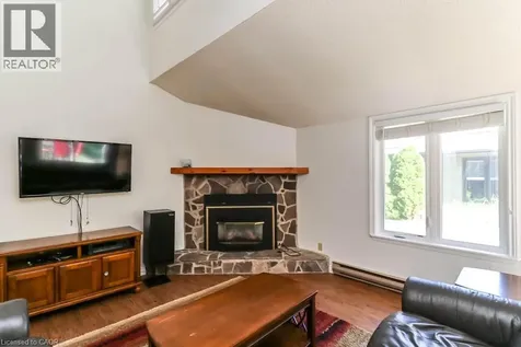 9 Trafalgar Road Collingwood ON L9Y 5G4