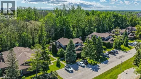 9 Trafalgar Road Collingwood ON L9Y 5G4