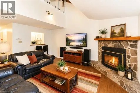 9 Trafalgar Road Collingwood ON L9Y 5G4
