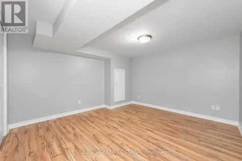 75 Woodfield Drive Ottawa ON K2G 0A1