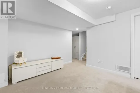 112 Attwell Private Ottawa ON K2K 0P6