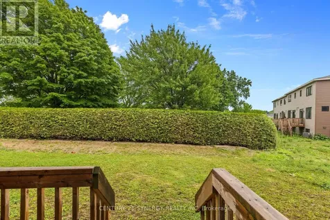 112 Attwell Private Ottawa ON K2K 0P6