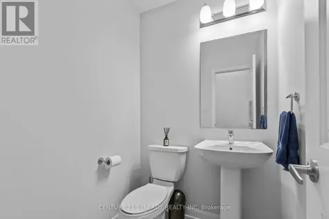 112 Attwell Private Ottawa ON K2K 0P6