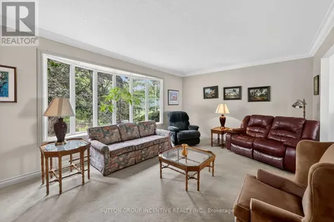 3 Southwood Circle Orillia ON L3V 2H8