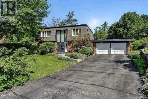 8 Sandwell Crescent Ottawa ON K2K 1V3