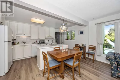 8 Sandwell Crescent Ottawa ON K2K 1V3