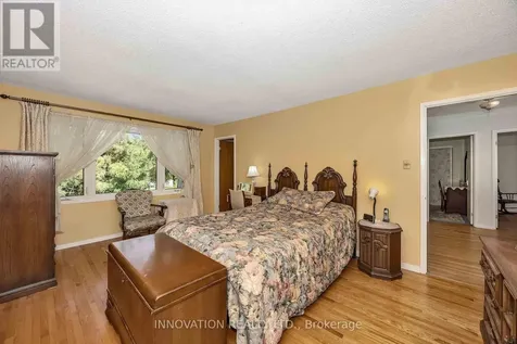 8 Sandwell Crescent Ottawa ON K2K 1V3