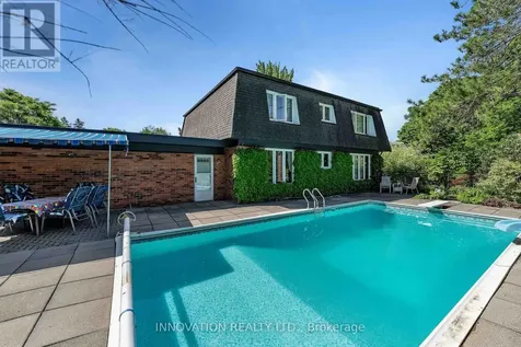 8 Sandwell Crescent Ottawa ON K2K 1V3