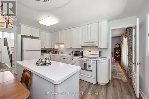 8 Sandwell Crescent Ottawa ON K2K 1V3